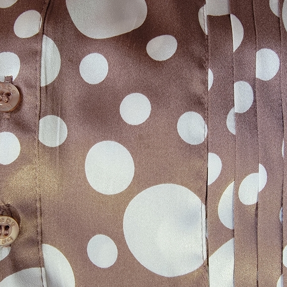 BEBE Silk Blouse Brown Cream Polka Dot Pattern Button Peplum Flared Cuff Size M - Picture 6 of 12